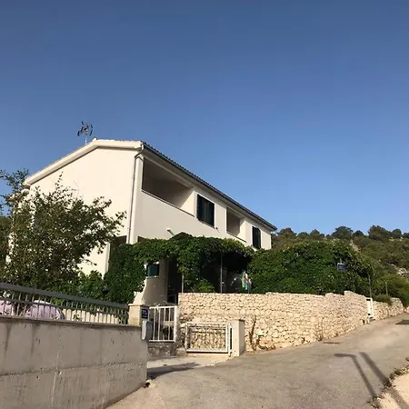 Apartament Mares Ražanj